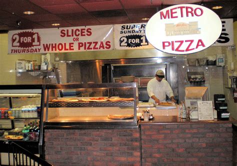 metro pizza ellis island